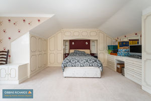 Bedroom- click for photo gallery